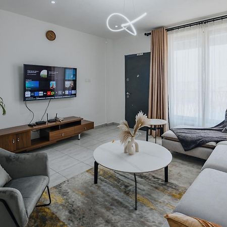 The Avery Apartments At Odomaa Place, East Airport Akkra Exterior foto