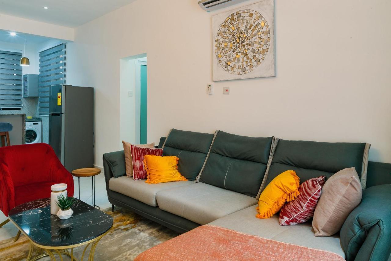 The Avery Apartments At Odomaa Place, East Airport Akkra Exterior foto