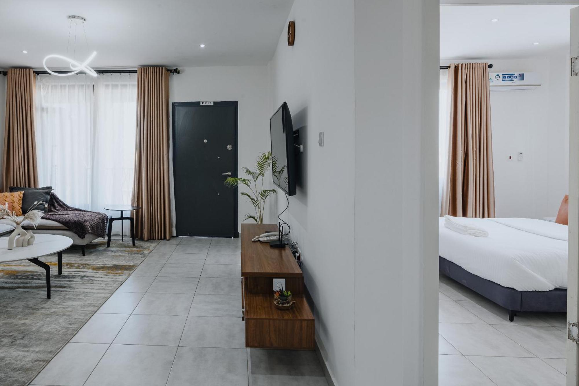 The Avery Apartments At Odomaa Place, East Airport Akkra Exterior foto
