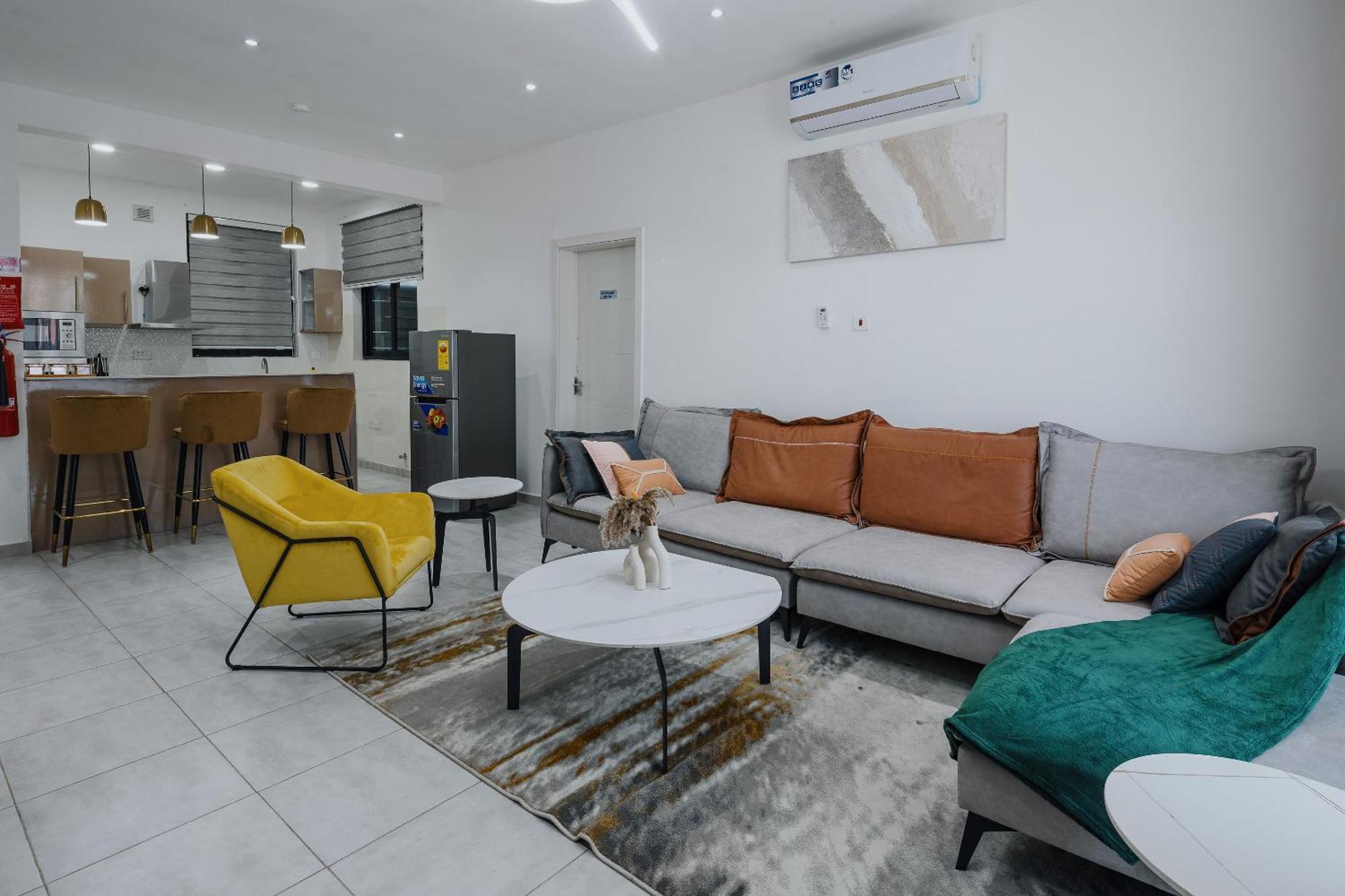 The Avery Apartments At Odomaa Place, East Airport Akkra Exterior foto